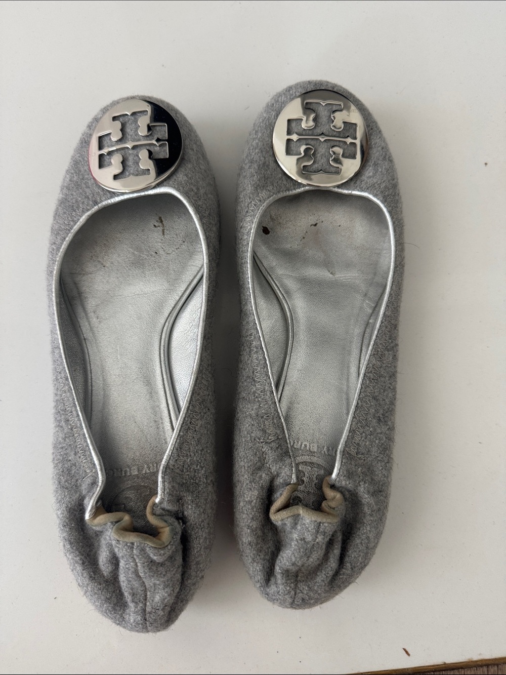 Tory Burch Silver Gray Logo Medallion Ballet Flats